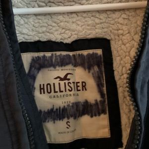 Hollister sweatshirt